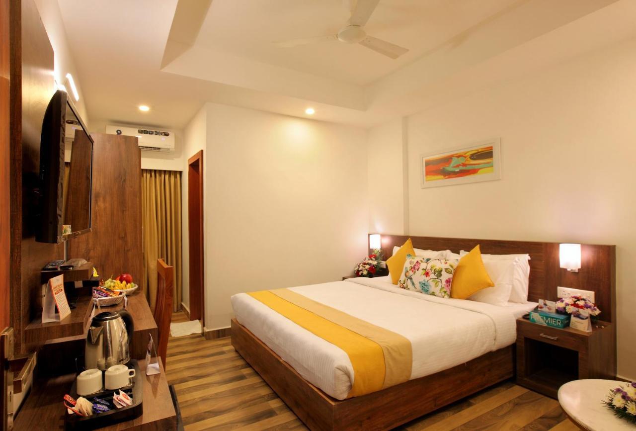 Park Residency Koothattukulam Kuttāttukulam المظهر الخارجي الصورة
